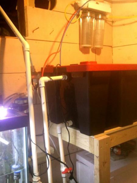 RO unit feeding into my Mix tank. If the tank over flows it's plumbed right into the drain of my house....No more floods, 4's enough I finally learned